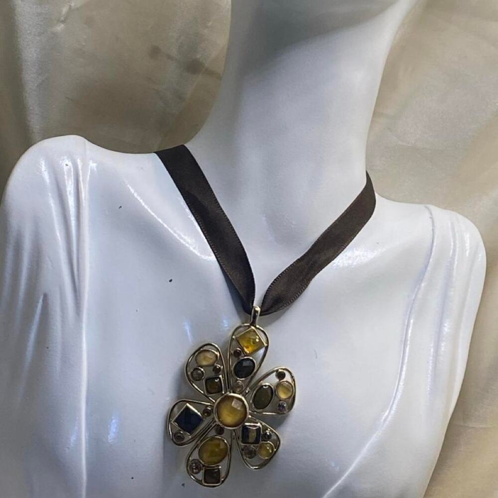 Vintage Y2K Floral Pendant Satin Ribbon Choker Necklace Amber Olive Rhinestones